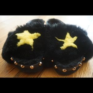 Ivy Kirzhner Star-Slip-on Sandal
Size 37